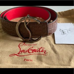 NWT CL buckle croc Embossed leather belt in Bizon / gun metal